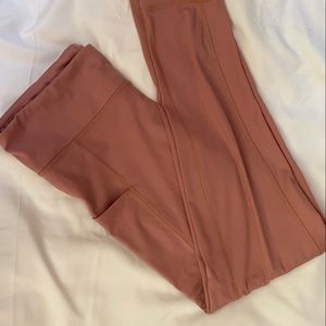 Aeropostale peach legging
